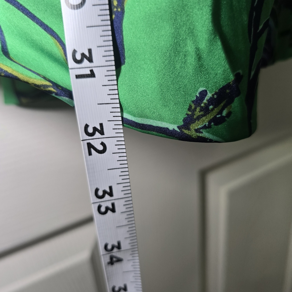 Green Floral V-Neck Dress - Picture 5 of 6